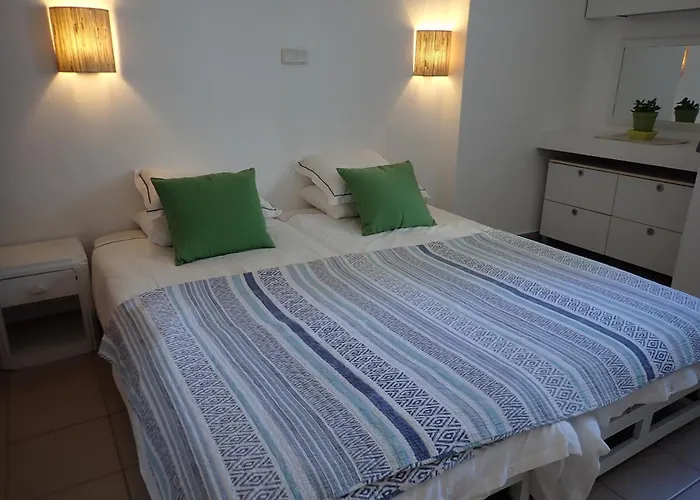 Great Value 5 Mins To Praia De Rocha Beach